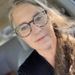 Meet your Posher, Sally